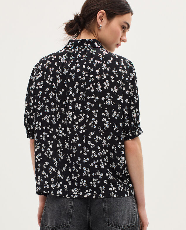 Fließend fallende Kurzarmbluse K094 daisy black