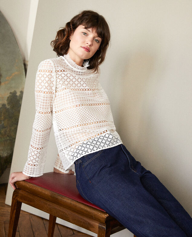  Bluse aus Ajourspitze Weiß