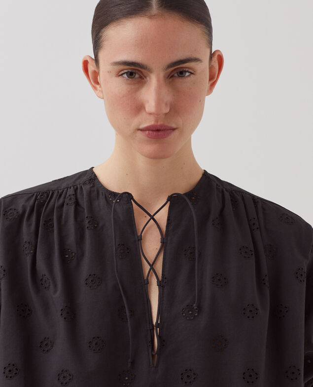 Bluse mit Lochstickerei aus Baumwolle H091 black beauty