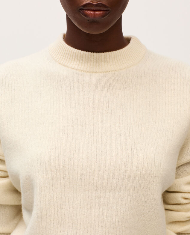 Pullover mit Rundhalsausschnitt aus Wolle U010 off white