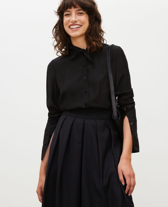  Seidenbluse mit langen Ärmeln und geknüpftem Kragen Black beauty