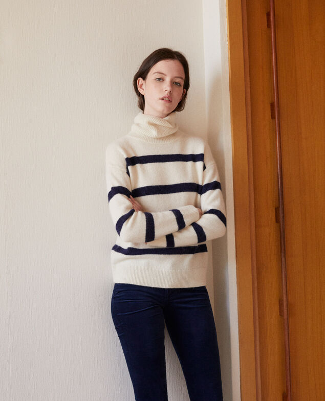 Rollkragenpullover Weiß