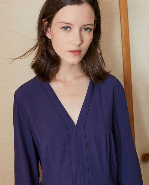 Kleid mit V-Ausschnitt Blau