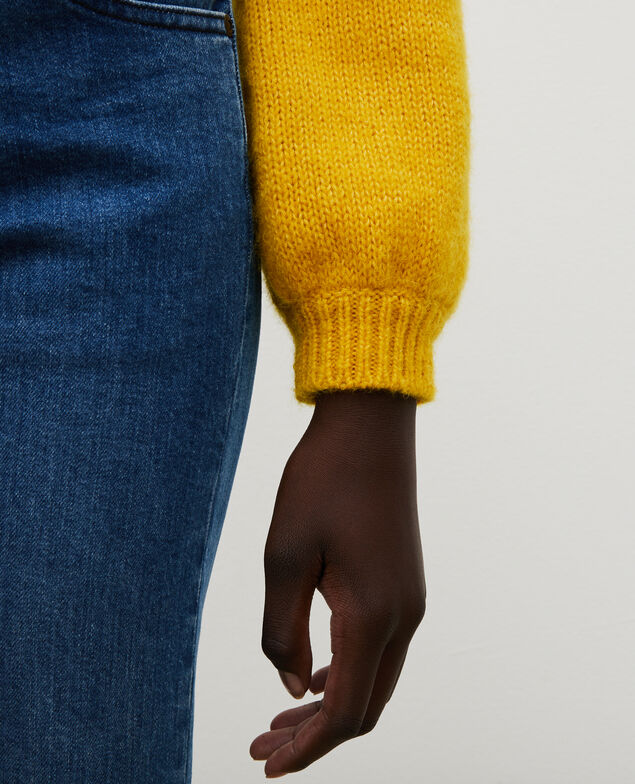 Weiter Wollpullover mit U-Boot-Ausschnitt Lemon curry