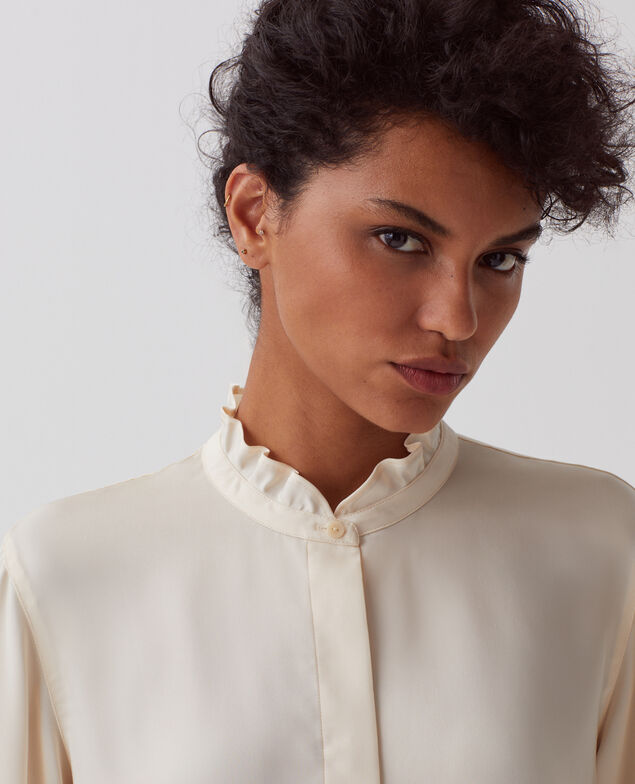 Fließend fallende Bluse mit Rüschen U300 natural