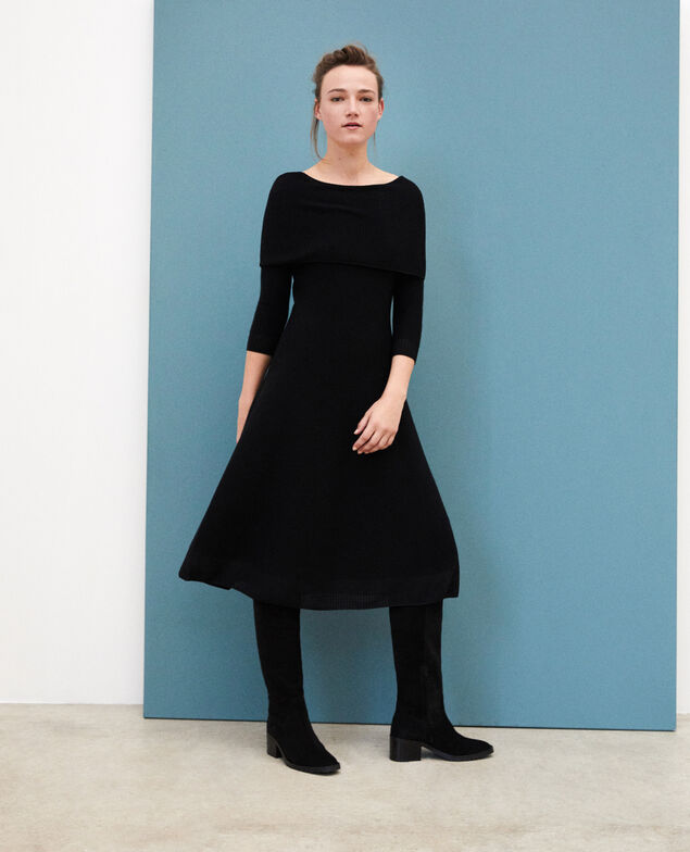 Whole Garment Kleid mit personalisierbarem Kragen Schwarz