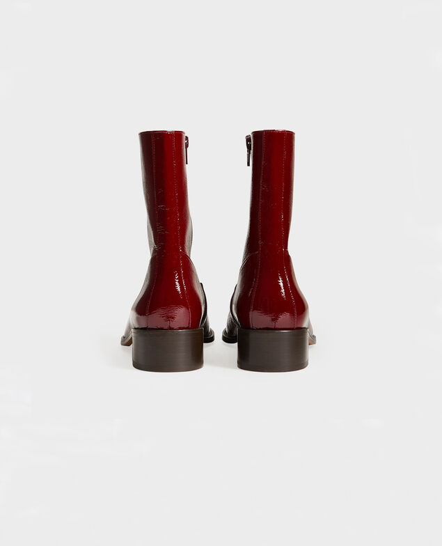 Enge Boots aus Leder Royale red