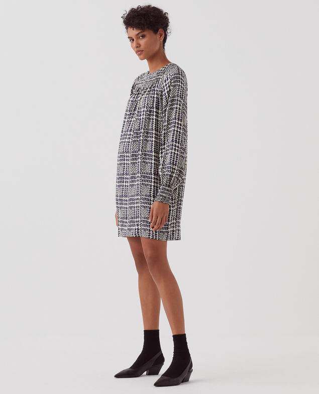 Kurzes, fließend fallendes Langarmkleid I681 houndstooth ble