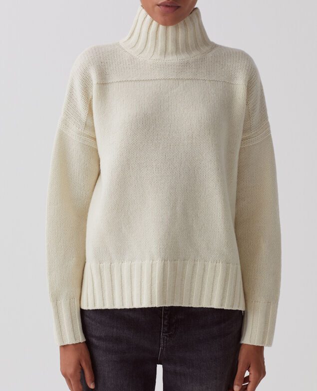 Rollkragenpullover aus Wolle I010 glass green beige