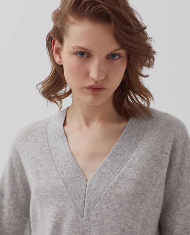 Pullover mit V-Ausschnitt aus Kaschmir I020 ashen gray