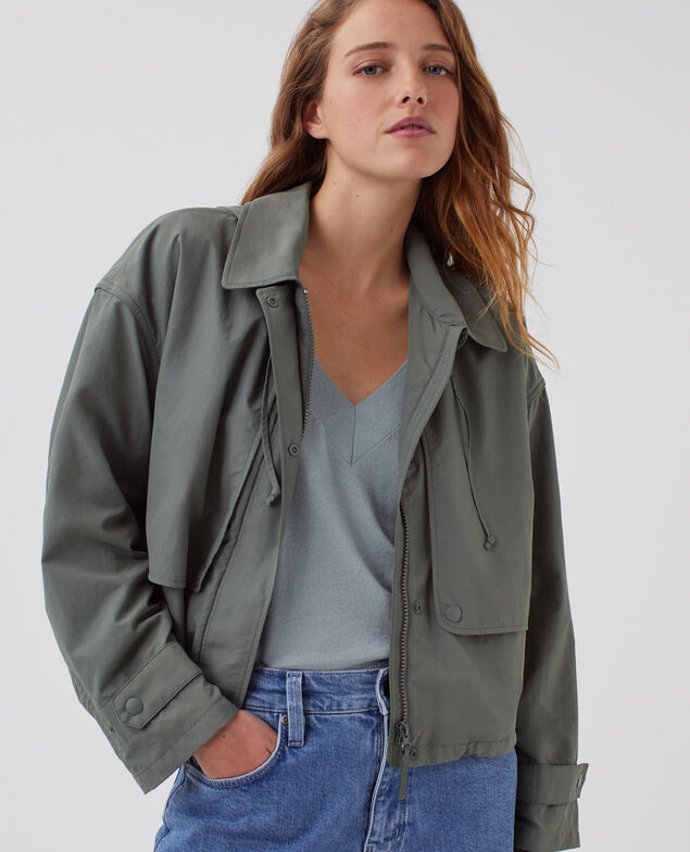 Kurzer Blouson mit wasserabweisender Kapuze J560 basil dark green