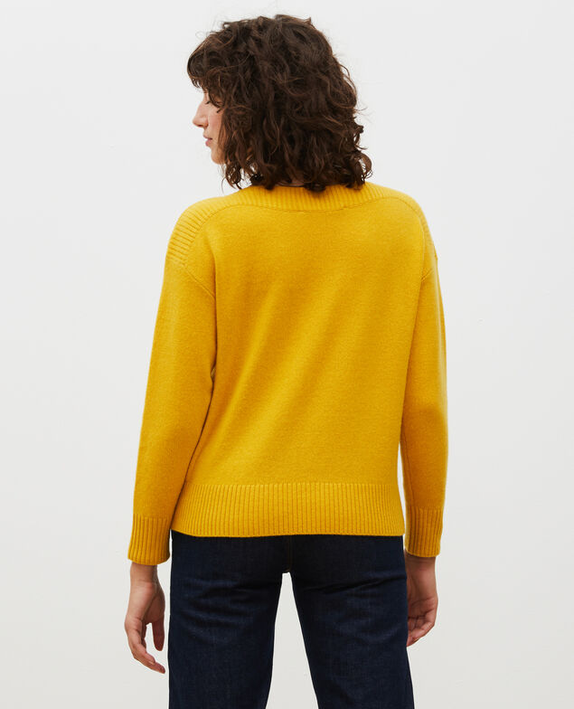 Pullover aus Kaschmir mit U-Boot-Kragen Lemon curry