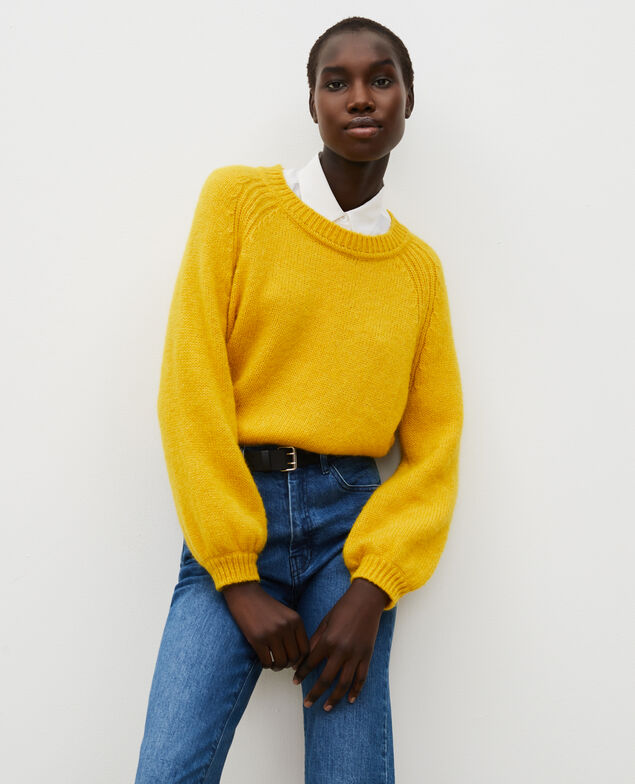 Weiter Wollpullover mit U-Boot-Ausschnitt Lemon curry