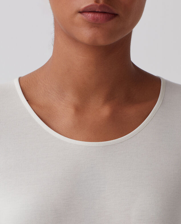Enganliegendes T-Shirt A040 ivory