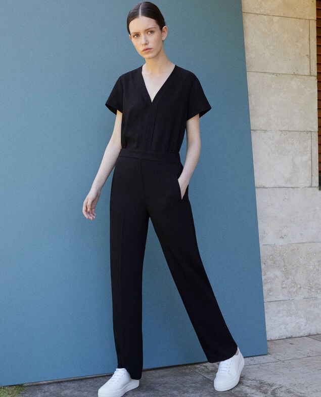 Jumpsuit mit V-Ausschnitt Schwarz