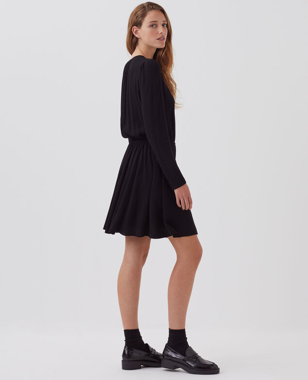 Kurzes Kleid mit fließendem Fall H091 black beauty