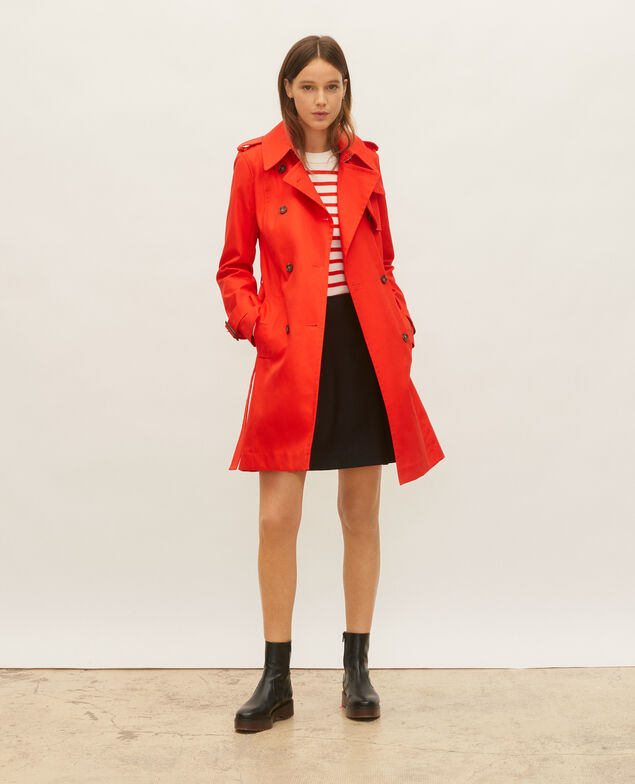 CATHERINE - Ikonischer Trenchcoat aus Baumwolle Fiery red