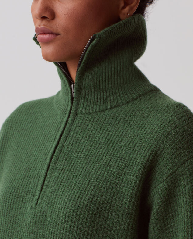 Rollkragenpullover mit Reißverschluss aus Wolle U550 green