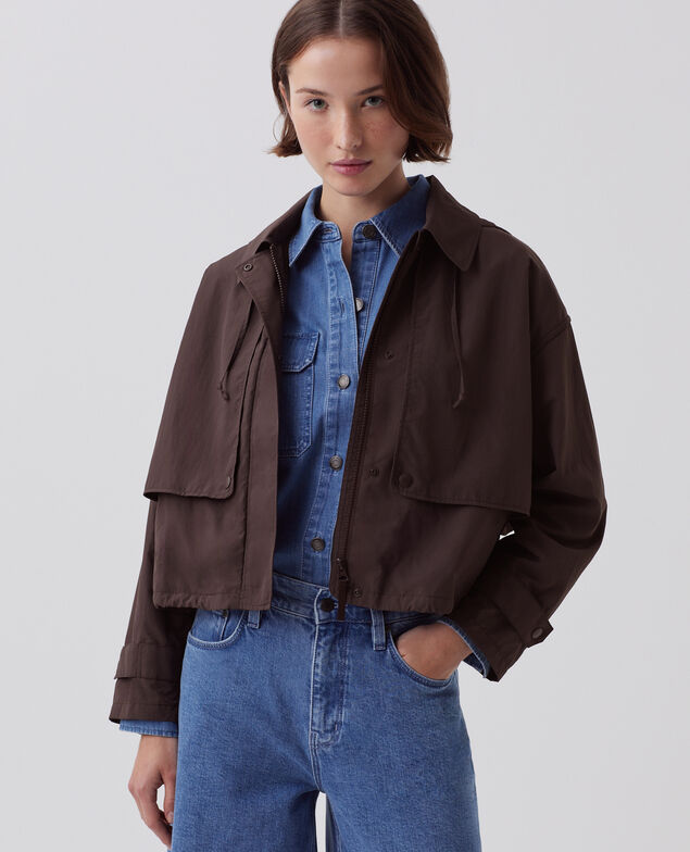Kurzer Blouson mit wasserabweisender Kapuze J790 chocolate plum